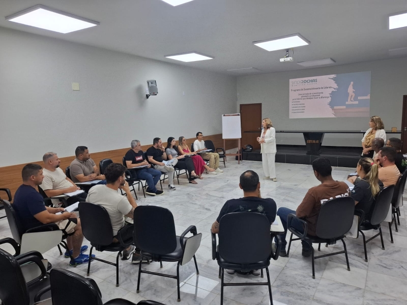 Sindirochas realiza curso de Desenvolvimento de Líderes e fortalece gestão nas empresas do setor