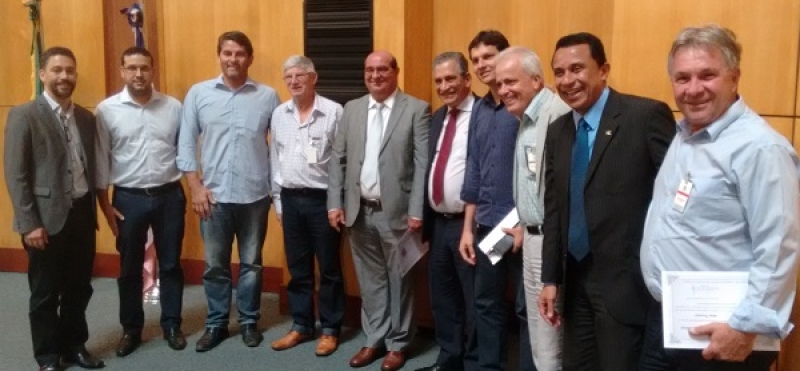 Comissão Especial de Rochas Ornamentais reúne empresários em Vitória