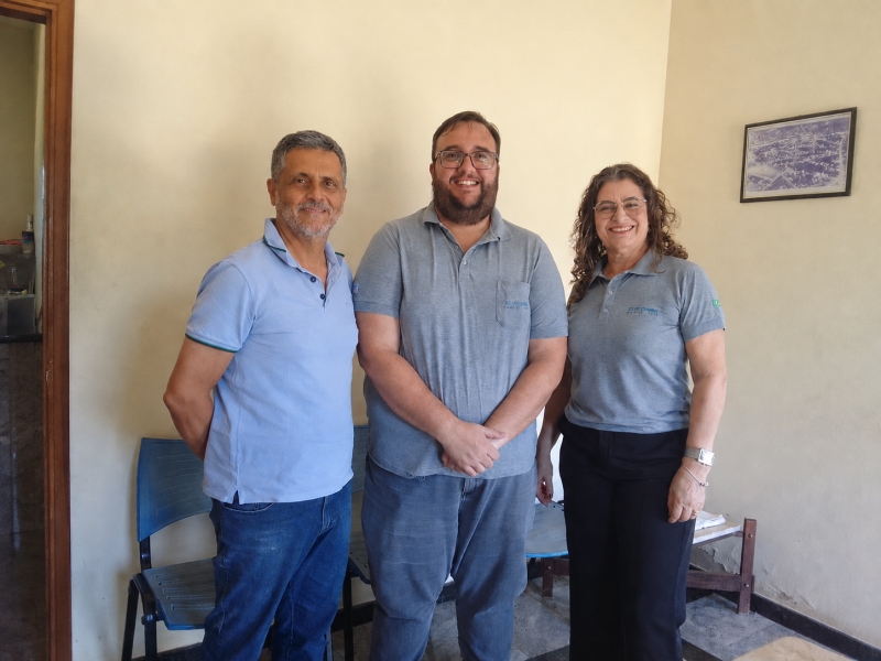 Sindirochas realiza visitas institucionais em empresas do setor de rochas no norte do Estado